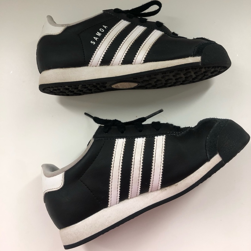 Adidas Samoa sneaker size 13
